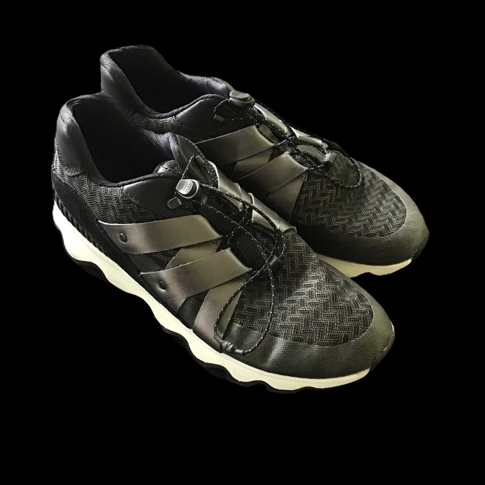 Sorel Kinetic Speed Mesh & Leather Casual Sneaker